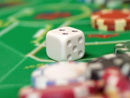 Craps for Beginners: Your Easy Guide on How to Play Craps